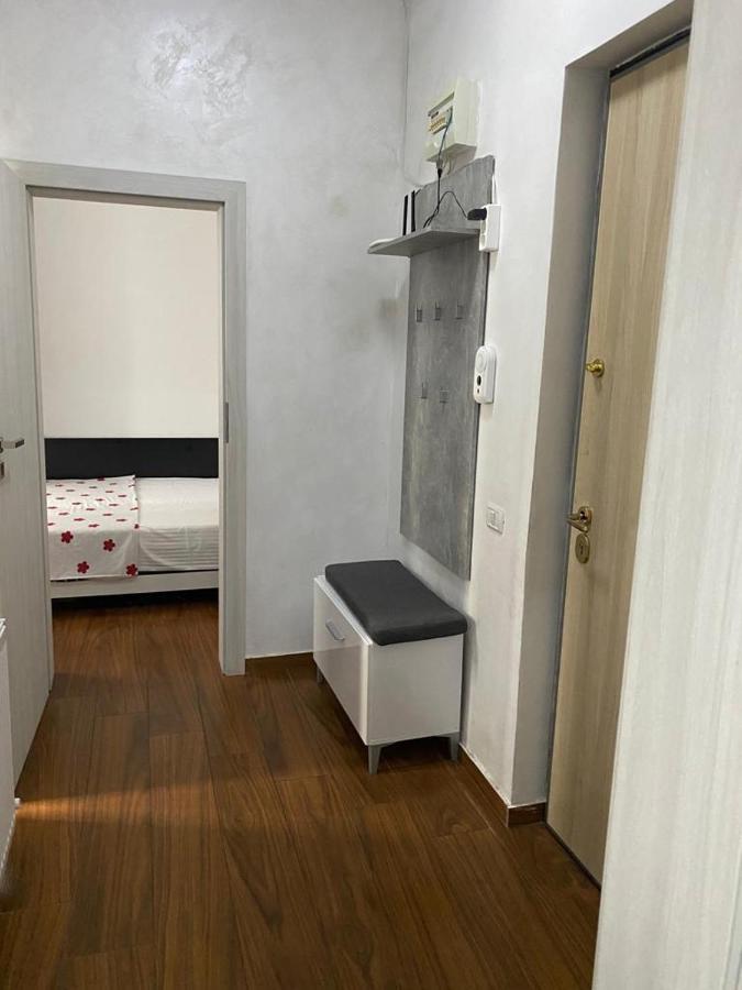 Twin Residence Five Mamaia Buitenkant foto
