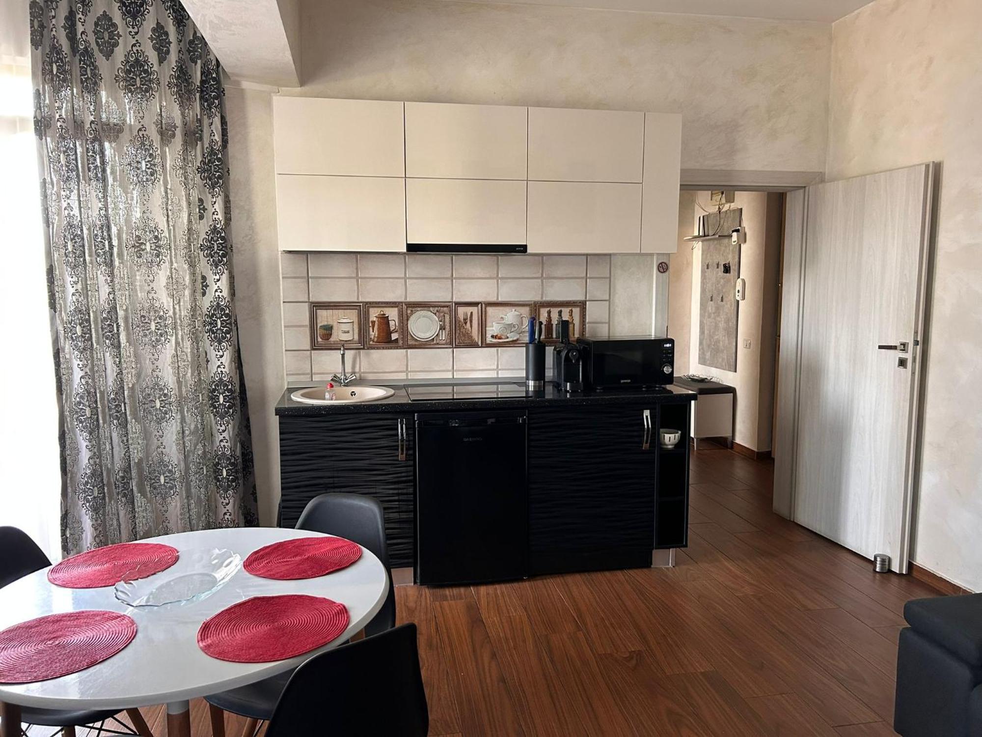 Twin Residence Five Mamaia Buitenkant foto